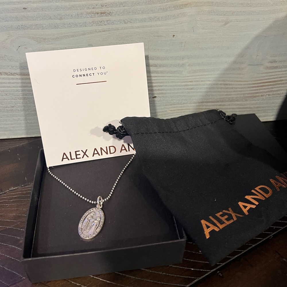 NWT Alex and Ani Mary Queen of Nurses Charm Necklace Silver